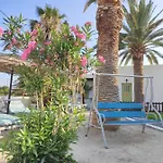 Palm * Perissa (Santorini)